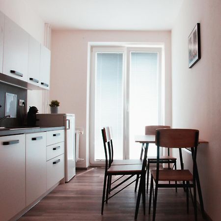Zarohem 2 Bedrooms Apartment In Center With Balcony Brno Exterior foto